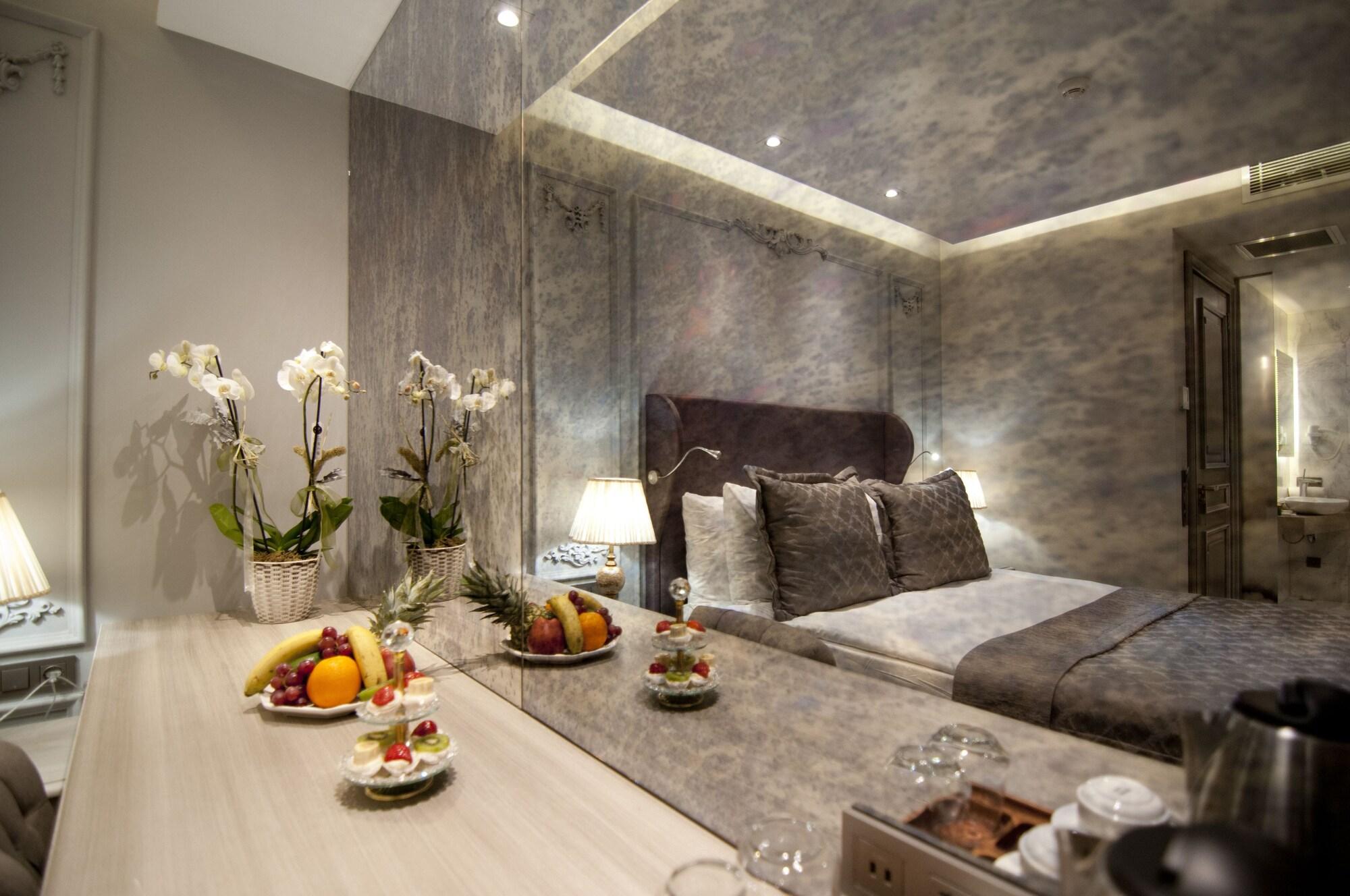 Tk Taxim Bosphorus Istambul